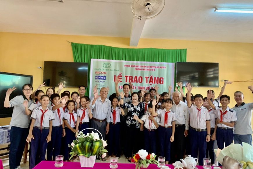 LỄ TRAO TẶNG 20 BỘ MÁY TÍNH ĐỂ BÀN CHO 2 TRƯỜNG HỌC THCS TẠI TỈNH SÓC TRĂNG